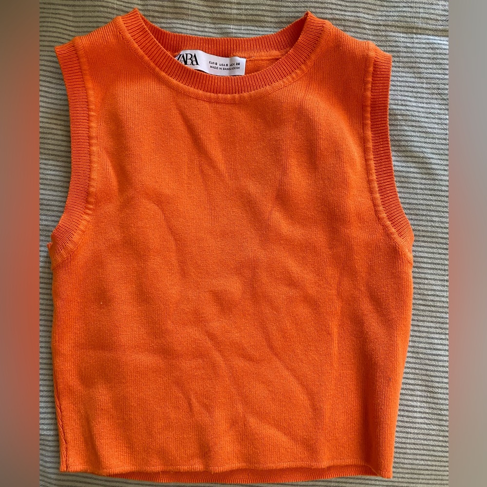 Zara Knit Sleeveless Orange Crop Top